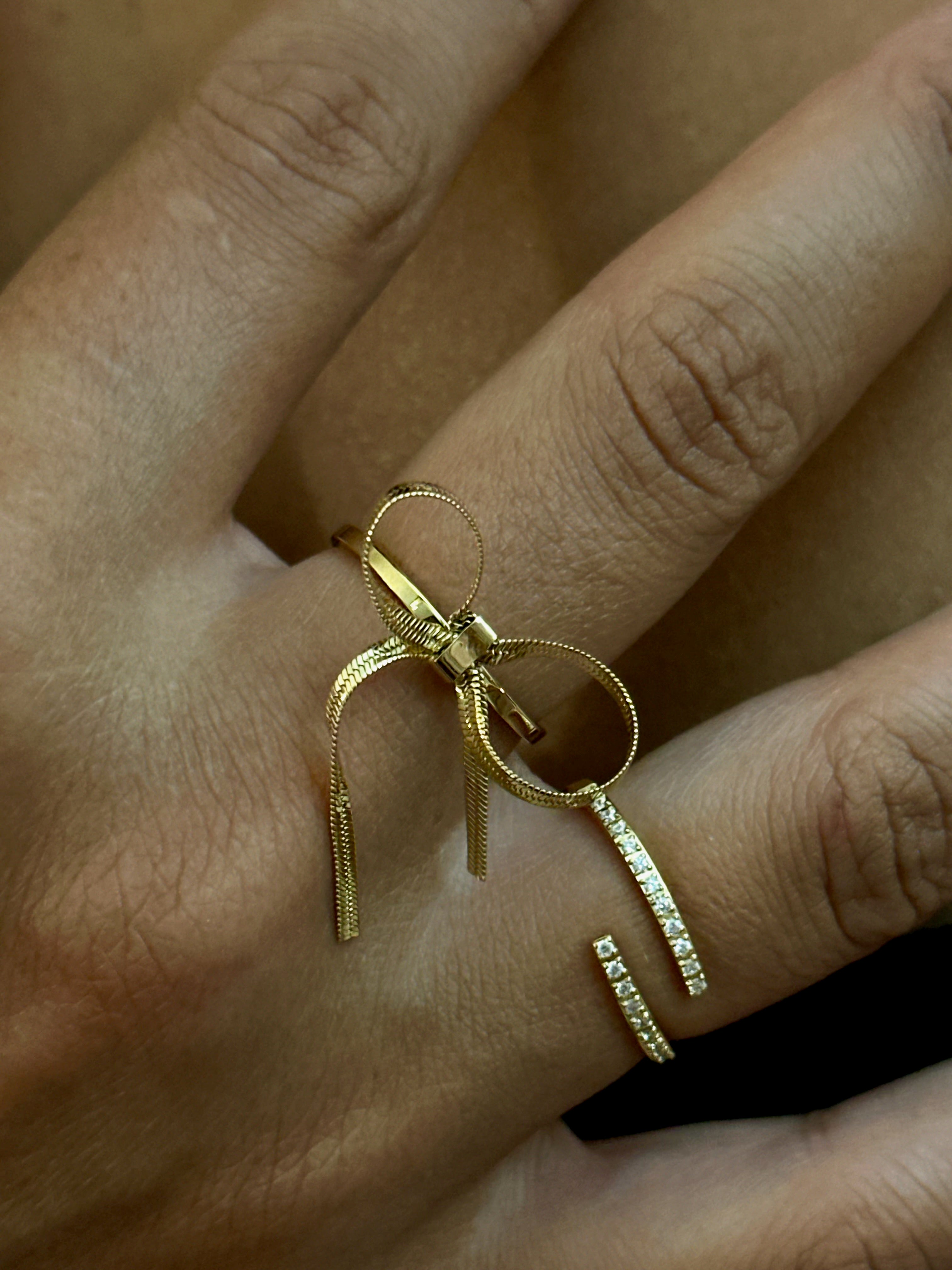 Anillo Lazo Colgante